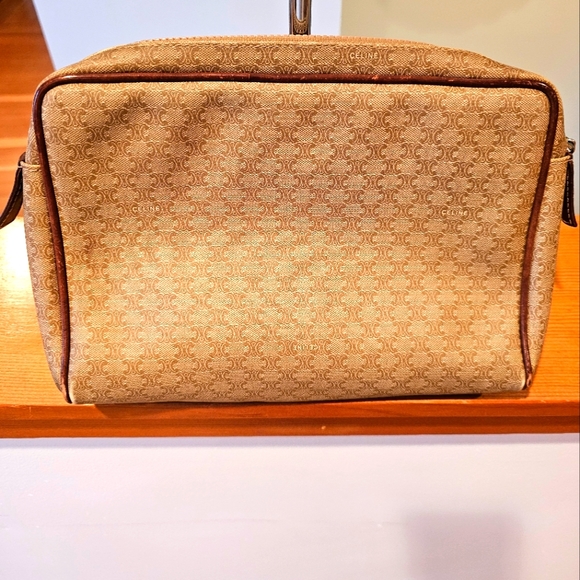 Celine Clutch Tan Leather 12"w 9-1/4"L - Picture 2 of 13